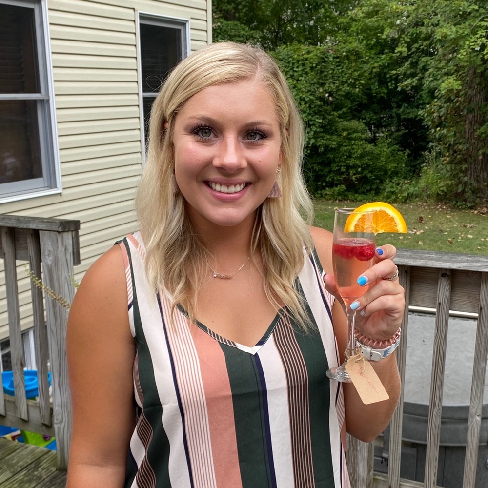 Meet your Posher, Lauren